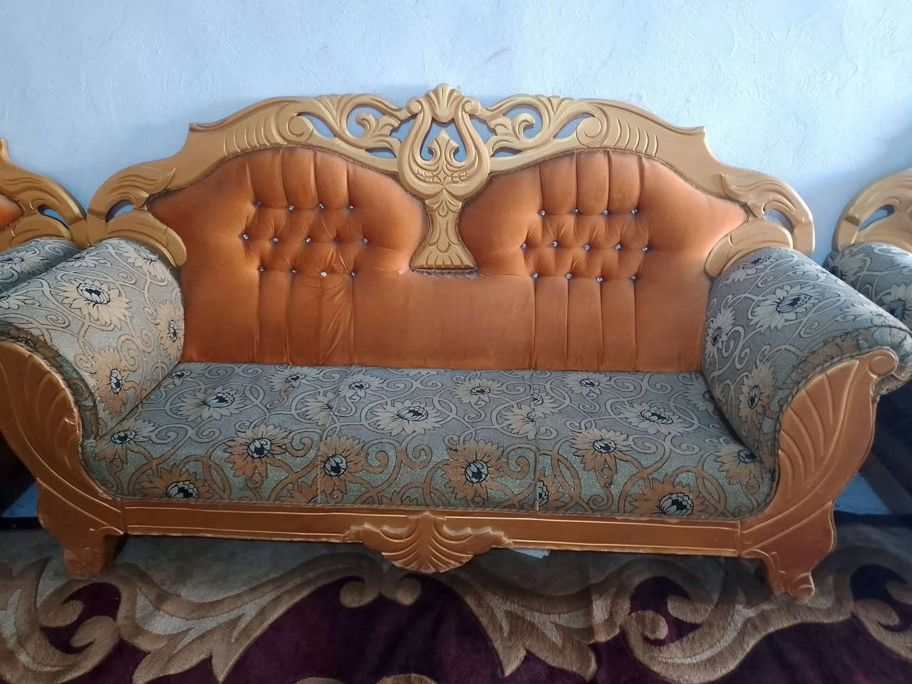 تخم 10مقاعد ضخم مصري للبيع ب300 وبي مجال كوت خلف سيطرة الكارضيه


**إذا كنت صاحب هذا الإعلان وتريد حذفه لأي سبب، رجاءا أرسل رسالة إلى الدعم الفني**