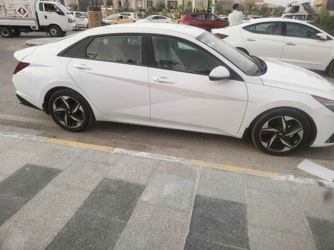 معوقين بنيه شابه موديل 23 ضرره كما موضح بلصوره  وبيه بارد بلجاملغ الخلفي  ما واصل ايرباكات كله سليمه مكينه الفين فول مواصفات عدى الفتحه سياره خير من الله  ***********
