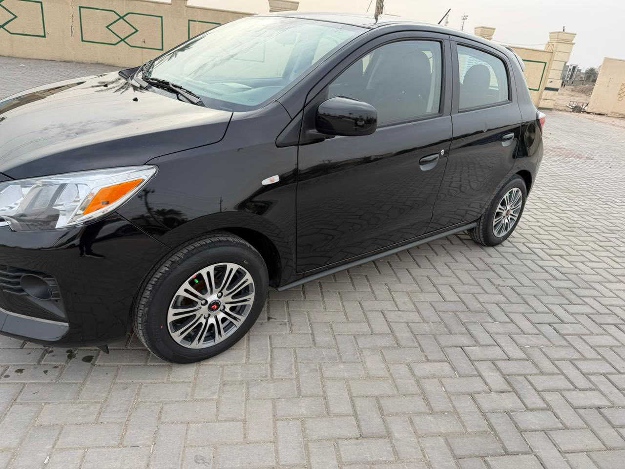 ميراج 2024 وارد امريكي صور حادثها منشوره  صبغ باب خلفي وجاملغ خلفي فقط
بجم كبس على وضع الشركه
السياره ماشيه  11 ألف
بدون ارقام منفيس باسمي
محرك كير مكفولات وعلى الفحص
تخم تايرات جدد ويل كب جديد
السعر 👈95👉💵
العنوان بغداد حي الاعلام
رقم تلفون ☎️***********☎️
