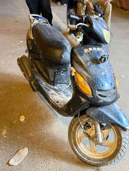 السلام عليكم شباب دراجه اكزز لبيع دراجه نضيفه مكينه لوك لسعر 350وبيه مجال ***********
