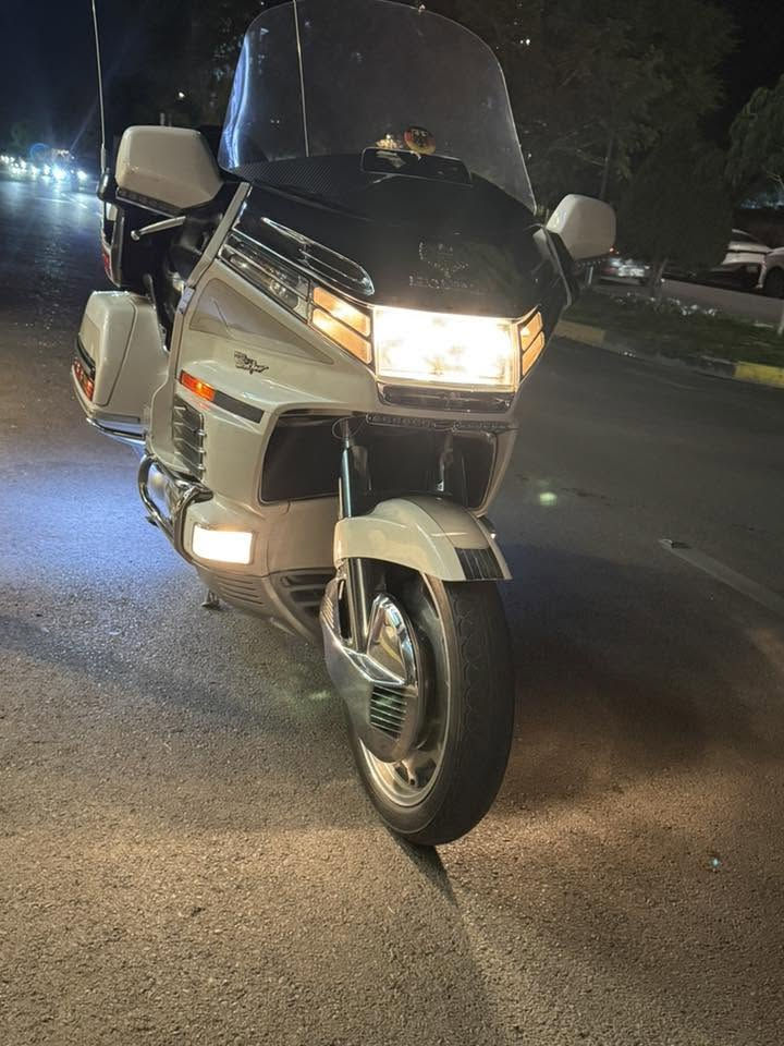 كولدن 1500

سلام عليكم كولدن 1500 كفالة 
 
دراجه جديده ومتعوب عليهة كلش هواي 

لدراجه امرقمه مستلم سنويه بس بعد استلام الوحات

مكينة كير خير من الله

جك بك شغال  انارة 

فول سستم

تجوة وسطية 

تخم ارايل 

السعر 40 وبيهة مجال 
 ‬ ‭***********‬
‬

