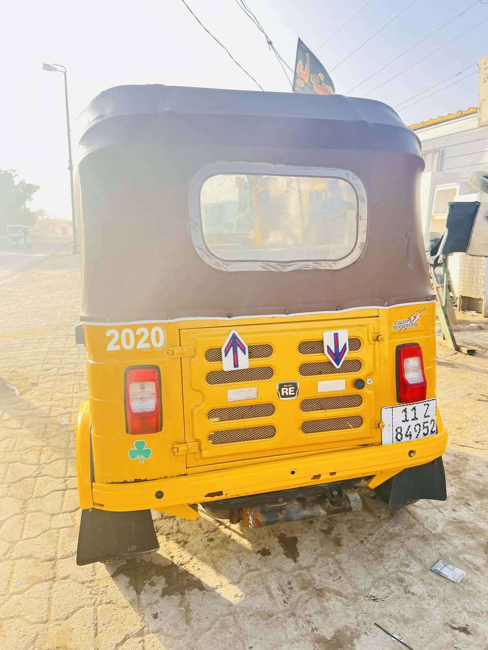 تكتك موديل 20 شهر 11 رقم سنويه باسمي 
مكينه وكير واكسل كفاله
كشر كفاله من الضربه خياس ما بيها تكتك جديده
احله من الصور تجي وتشوف بعينك

سعر 7 و ربع

***********
