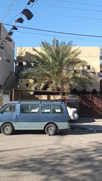 بيت +شقه موقع تجاري حي الغدير المساحة ٢٠٠ متر السعر ٣٢٥ رقم ٠٧٨١٠٨٨٧١٦...