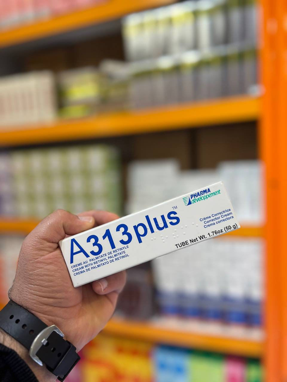 توفر الإصدار الجديد من عصارة A313 plus
عصاره المعجزه  313

متحتاجين تجميل لو تدخل جراحي
تعالج الكلف والتجاعيد تقدم السن 
غنيه بالكولاجين يعني نضاره البشره 
معالجه تصبغات الوجه وتوحيد اللون
كل هذا بعصاره وحده 🥰✋تريدين بشره صافيه وخاليه من التصبغات ؟
- استخدمي عصاره 313 وسوينه الج بيها عرض هم

زين شنو فوائدها ولأي بشره مناسبه ؟

فوائدها :
توحد لون البشره وتعالج كل التصبغات ب استمراريه تنسين شي اسمه تصبغات
- تعالج التجاعيد والخطوط الدقيقه
- تعالج حب الشباب وأثرها والرؤوس السوداء بسبب احتوائه على فيتامين A
- يعطي بشرة ناعمة وأكثر نظارة

مناسب للبشرة:
- بدأت تظهر فيها ملامح تقدم العمر
- للبشرة الدهنيه المعرضه للحبوب
- للبشرة الباهتة

 @إشارة


**إذا كنت صاحب هذا الإعلان وتريد حذفه لأي سبب، رجاءا أرسل رسالة إلى الدعم الفني**