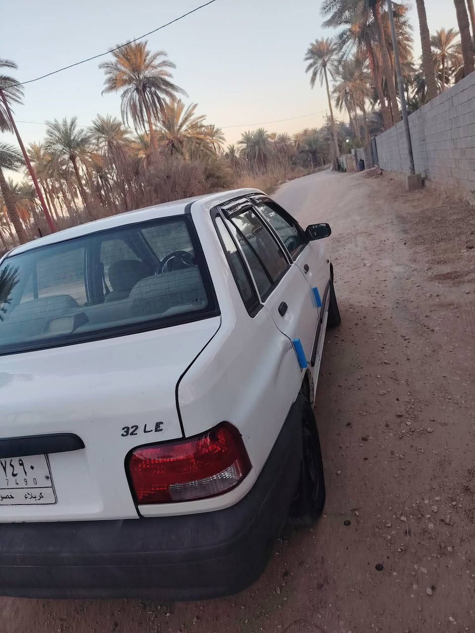 سلام عليكم سايبه ٢٠١٢ رقمك كربلاء نضيفه وجاهزه من كلشي بس التبريد معوز غاز السعر ٣٥ مكاني كربلاء العطيشي رقم ***********
