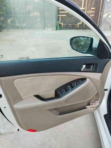 السلام عليكم
كيا اوبتيما للبيع مودل 12 وارد خليجي
مكينه 2400دوش
دبل كزوز
اشاير ب المري
مري شفط
شاشه
تحكمات ستيرن
ويل كب
تخم تاير
حساسات
تدفه
تبريد قطعتين
بصمه أبواب
السيارة خير من الله ماناقصه شي بيه حادث بجم بارد ب البراكيتات ومصبوغه عام للجماليه
السيارة بأسمي رقم أربيل تريد تحويل تريد وكاله تدلل سعرهه 95 وبيه مجال

***********
