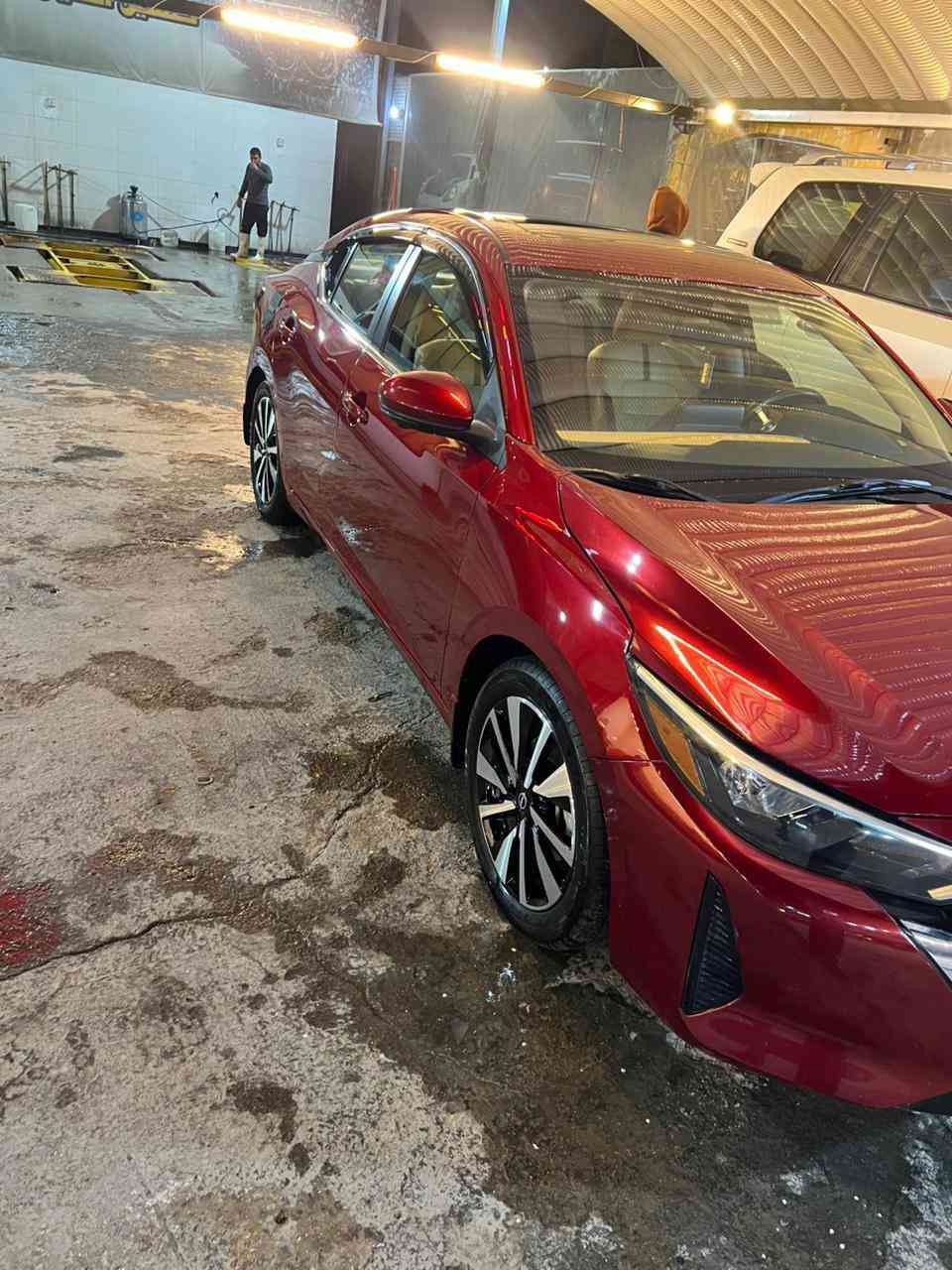 نيسان سينترا SV 2024 فول موصفات اربع كامرات 
دخل لونين قرميدي بصمه فتحه 
السياره بيه صبغ فقط بنيد نفسه مصلح بدون تبديل 
ماشيه 26m حجر بيئه باقي التفاصيل ع وضع الشركه 
مكان السياره الدوره او الخضراء 
السعر 163 وبيه مجال 
*********** 
***********
