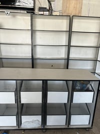 رفوف خشب للبيع عدد 14 ارتفاع 2 متر وعرض 1 مترويوجد ميز كرزات مثل ما مو...