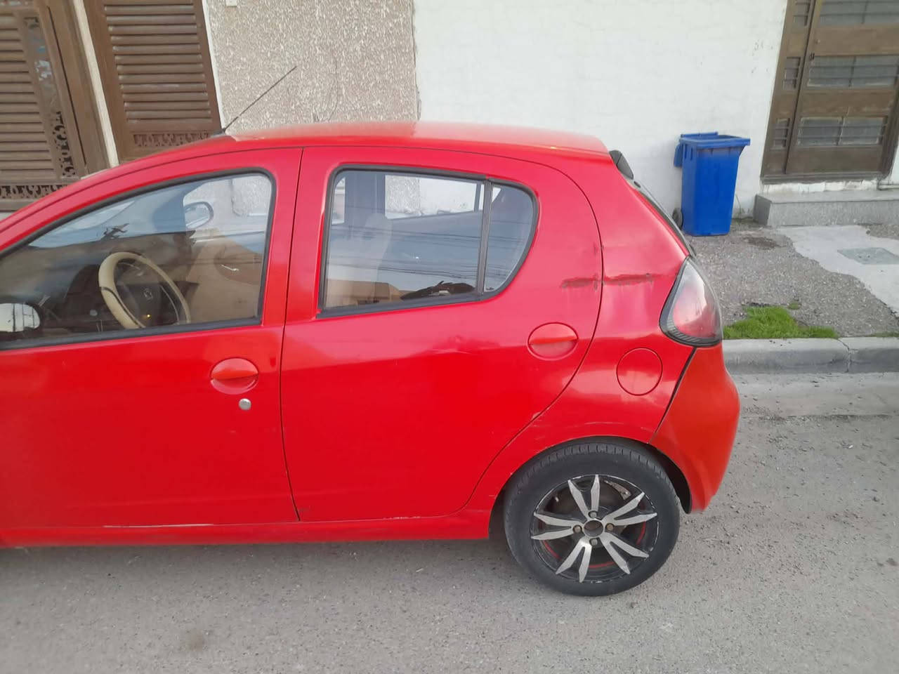 جيلي باندا نظيفه تبريد شغال مابيهه اي عطل ٤٢ ورقه وبيهه مجال بغداد رقم الهاتف ***********
