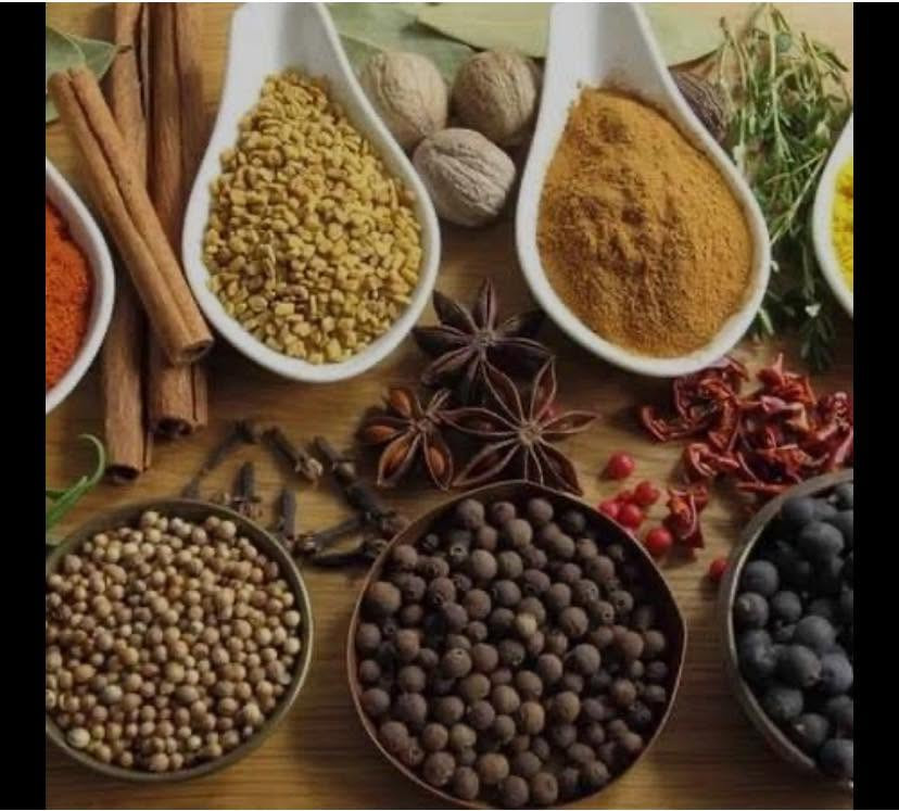 السلام عليكم 
 أفضل أنواع البهارات ..
بهار برياني 
بهاركبسه لحم
بهاركبسه دجاج
بابريكا خشنه وناعمه ومدخنه
بهار كبة
بهار كاري
نكهات كاتشب وجبنه وملح وخل وبيتزا مدخنه واندوني وليمون ونكهة الباريكيان 
7 بهارت 
گص  لحم 
گص دجاج
قيمة
فلافل
كباب طاوة
مندي
بهار طرشي
كمون حب خام ومطحون
كركم خام ومطحون
حلبة خام ومطحون 
كزبرة خام ومطحون
ورق بطنج ومطحون 
كبابة عدله ومطحون 
فلفل اسود خام ومطحون 
فلفل ابيض خام ومطحون 
سماك 
حبة البركه 
حبة حلوة خام ومطحون 
دارسين خام ومطحون 
ليمون ابيض خالي من الرطوبه 
سمسم خام 
صودة 
ثعلبية 
بكن باودر
فانيلا باودر
هيل خشن امريكي خام ومطحون 
زعفران درجه اولى 
زعتر بري 
زعتر اورگانو 
زعتر طعام محوج خلطه مميزه 
ميرمية
 .اكليل جبل
البذور بانواعها مع الزيوت من معصرتنا 
وجميع الاعشاب الطبيعية 
مايميزنا هو الخلط والطحن اليومي داخل المحل امام زبائننا الكرام 

زورونا موقعنا بغداد بوب الشآم آلسوق الشعبي 
يتوفر خدمه توصيل 
مستعدون لتجهيز محلات العطاره بالجمله 
للطلب والاستفسار مراسلتنا او الاتصال على الارقام التالية 
***********
‭00 964 782 722 8677‬.
.

