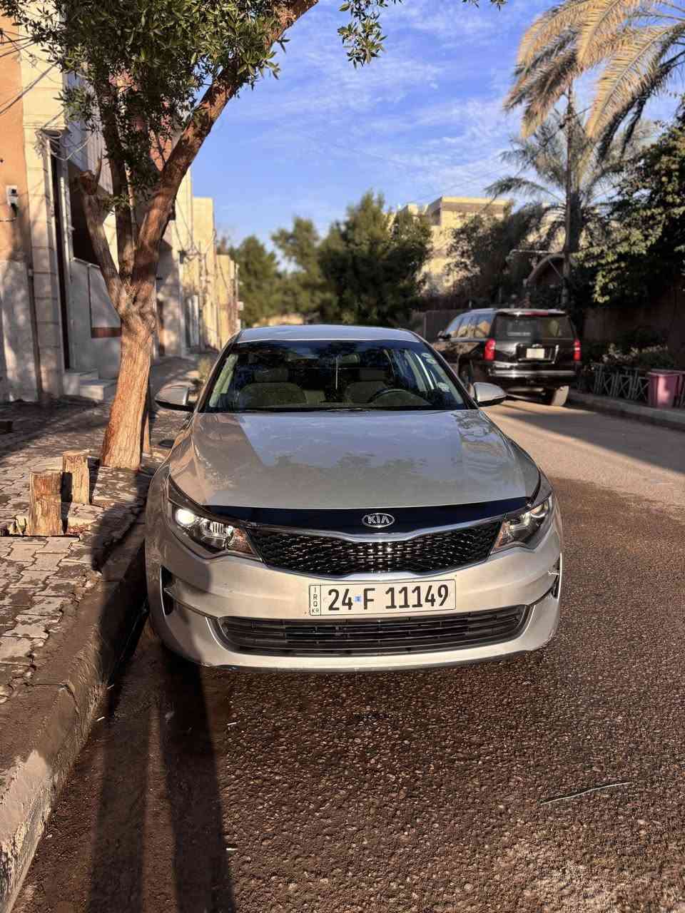 السلام عليكم

كيا اوبتيما2018
وارد امريكي حادث جاملغ الايسر خلفي 
ماشيه86,000ميل  
محرك2400GDi
سنويه مجدد 2031رقم انكليزي جديد 
سياره بسمي 
135$بيها مجال بسيط
للاتصال على الرقام
***********
***********
