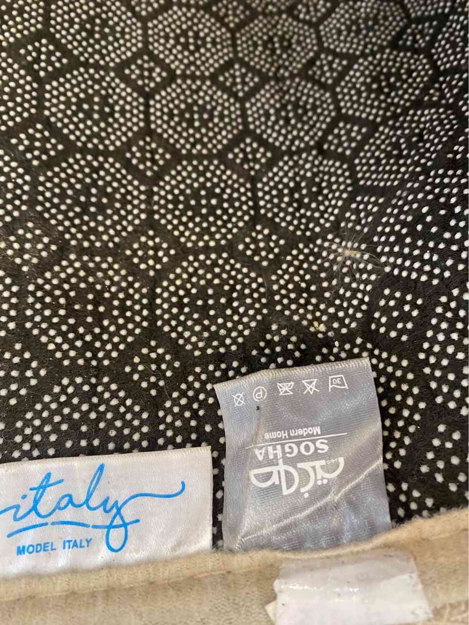 لون بيج قياس 2*3 
160*240 بغداد, العراق


**إذا كنت صاحب هذا الإعلان وتريد حذفه لأي سبب، رجاءا أرسل رسالة إلى الدعم الفني**