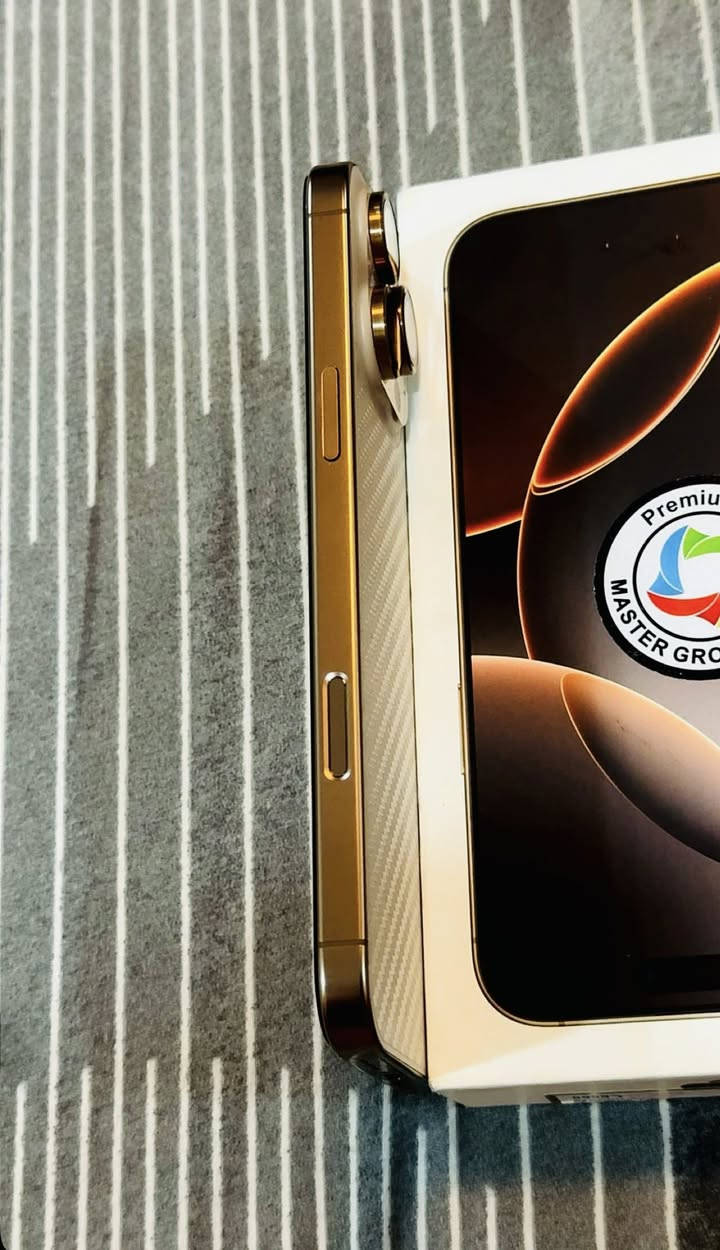 السلام عليكم بيع او مراوس ب 17
16 برو ماكس 256  ماستر. 
بطاريته 100 
نظافته 100 
 بعده داخل الضمان 
ملحقاته كامله سعره ١٤٠٠ الف قفل 🔏 مكاني بغداد ***********  واتس
