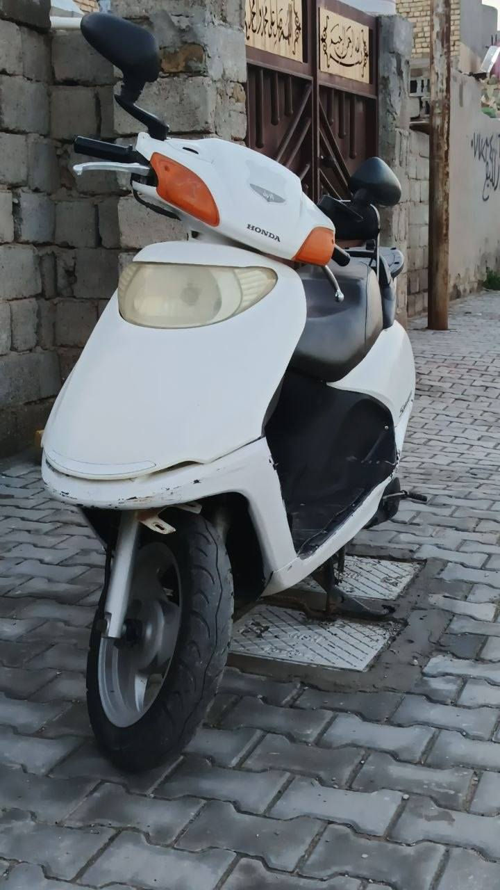 سلام عليكم  دراجة سبيسي ياباني مكينة مفتوح دراجة شغالة كفرات اصلي السعر 500بيهة مجال مكان كوت انوار الصدر  ***********  تصال علة رقم
