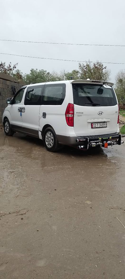 استاركس موديل 2016 بيهه تبديل باب إمامي عكس السايق رصعه بسيطه فى التكمه عكس السايق من بين البيبان بارد قليل فى الصندوق الخلفي الباب موجود البيه الضربه اما الباقي مكفول ربي يفوق الجميع *********** هذا رقم صاحبه اني مكلف للنشر
