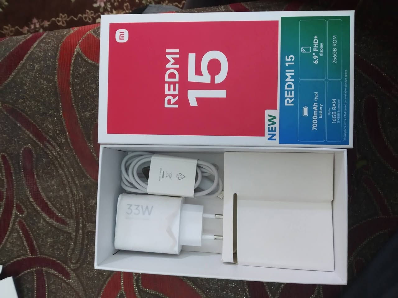 استعمال اسبوع للبيع ويرهم امراوس ريدمي 15 تردد144 هرتز ذاكره 8+256/8 بطاريه عملاقه 7000 شحن 33 واط ملحقاته كامله سعر الشراء 225 للبيع 190 ويرهم امراوس ***********موجود واتساب او خاص مكاني بالحله
