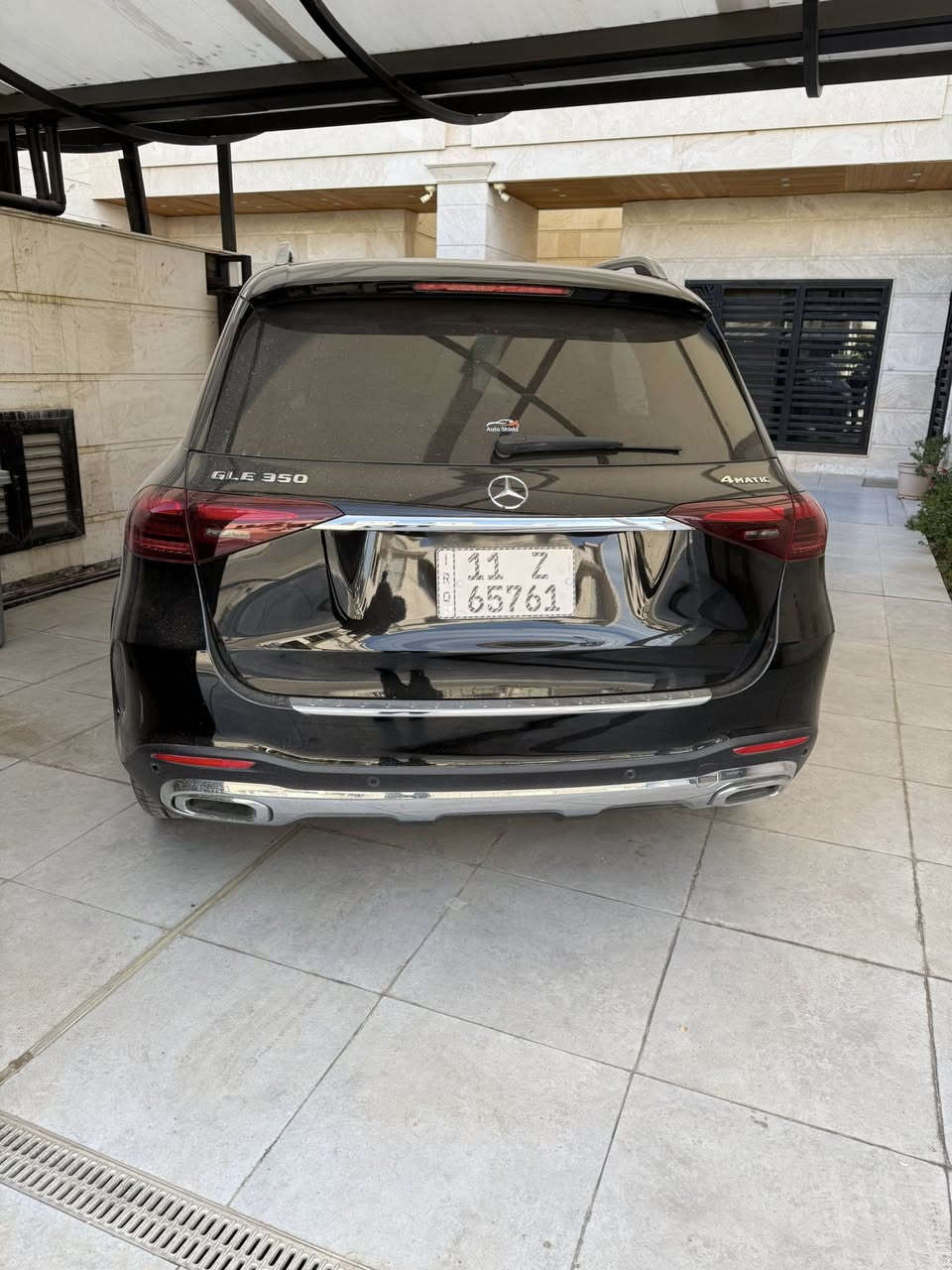 Mercedes benz GLE 350 AMG Package 1/1
وارد امريكي : كلين تاتيل كفاله عامه 💯☑️
الموديل او سنة الصنع : 2024
المسافة المقطوعة : 9,000 الف شبه زيرو
سلندر 4 توين تيربو

المواصفات فول الفول الاخير 1/1 

اربع كامرات
 حساساتت امامية خلفية
 رادادات امامي وخلفي وجانبي 
لايتات داينمك 
كشنات جلد 
شاشات دجتل 
داتا شو 
سستم صوت  
Burmester
تحكم بلكشن 10 وضعيات 
كشنات امامية تدفئة وتبريد  
فتحة سقف بنوراما   

السعر 70 الف دولار 700 ورقه وبيه مجال للشراي 
العنوان السيدية شارع التجاري
الاتصال والواتساب *********** 

رابط الواتساب المباشر للمراسله صاحب سياره👇🏻♻️🔰
https://wa.me/9647736557816
