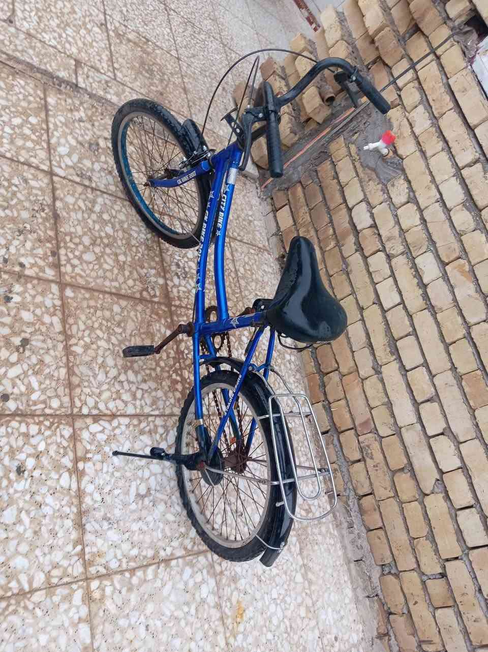 السلام عليكم بايسكل بناتي حجم 20 للبيع مكاني بغداد الشعب
*********** متواجد واتساب
