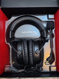 سماعات • جديده • ملحقات واضحة