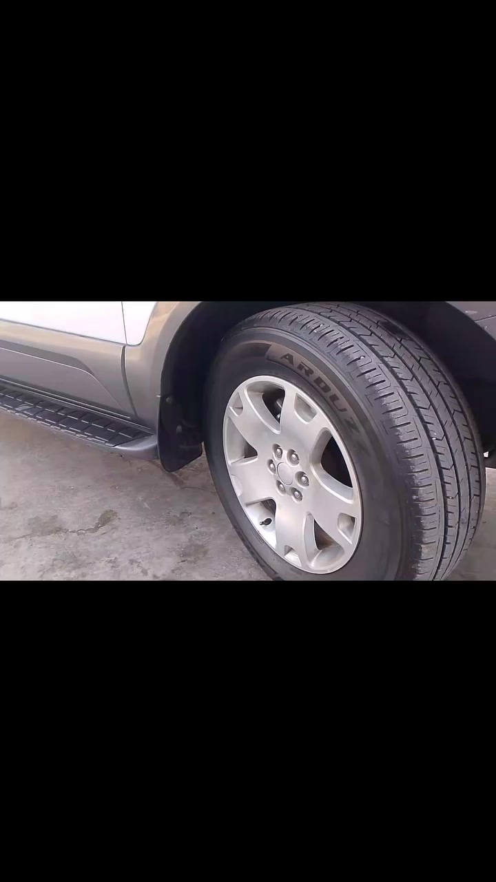 #موهافي2013 خليجي مكفوله كفاله عامه لا ضربه شبر بل باب ولا بارد ولا شخوط ولا رصعات ماشيه 2000 الف حقيقي سياره جديده من كلشي مكينه وكير مكفولات برغي مامفتوح بيهن سياره جاهزه ما عوزها كلشي مواصفات نص فول سياره مري شفط ويل كبير صاج ملكي داخل بيجي كامره خلفيه نضام مانع الانحدار تحكم ستيرن كروز سرعه حساسات خلفيه و اماميه اشاير صندوق شفط ٧ راكب ٣قطع تبريد مكينه ٦ سلندر فورويل وبيها مواصفات اكثر سياره جديده بمعنى الكلمة سياره مال بيت أي نقص مابيها رقم ديالى تحويل ثانيوم سنويه ورقم وهزه كله جديد سياره ماذب عليها ربع كامله من كل نواحي عنوان ديالى بعقوبة #السعر145وبيها مجال بصيط #للستفسار ***********
