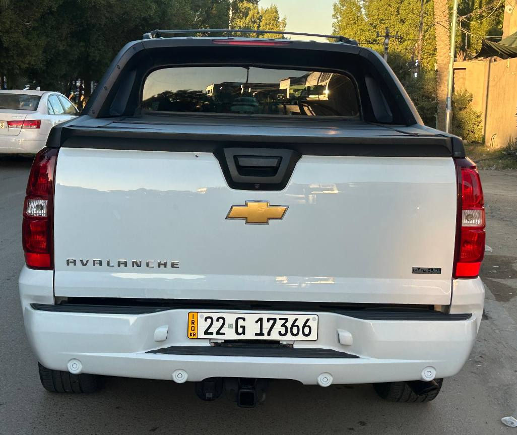 لبيع شوفرلیت افلانج موديل 2012 وارد امريكي كلين تايتل السيارة كفالة من الضربة والتبديل بيها ارباع (الذيول ) مال بدي صبغ اثر خياس باقي السيارة كفلة سونار موجود مكينة وير مكفولات محرك ممفتوح حجم المحرك 5300 حدادية وتخم تاير جديد تبريد ثلج السيارة فوول مواصفات (LTZ) ميحتاج اذكر المواصفات معروفة رقم اربيل الجديد بأسمي سنوية 2030 هزة 2026سيارة جديدة كلش وجاهزة وما 
تعبانة مكانهه بغداد شارع فلسطين
لأستفسار الاتصال:*********** بغداد, العراق
