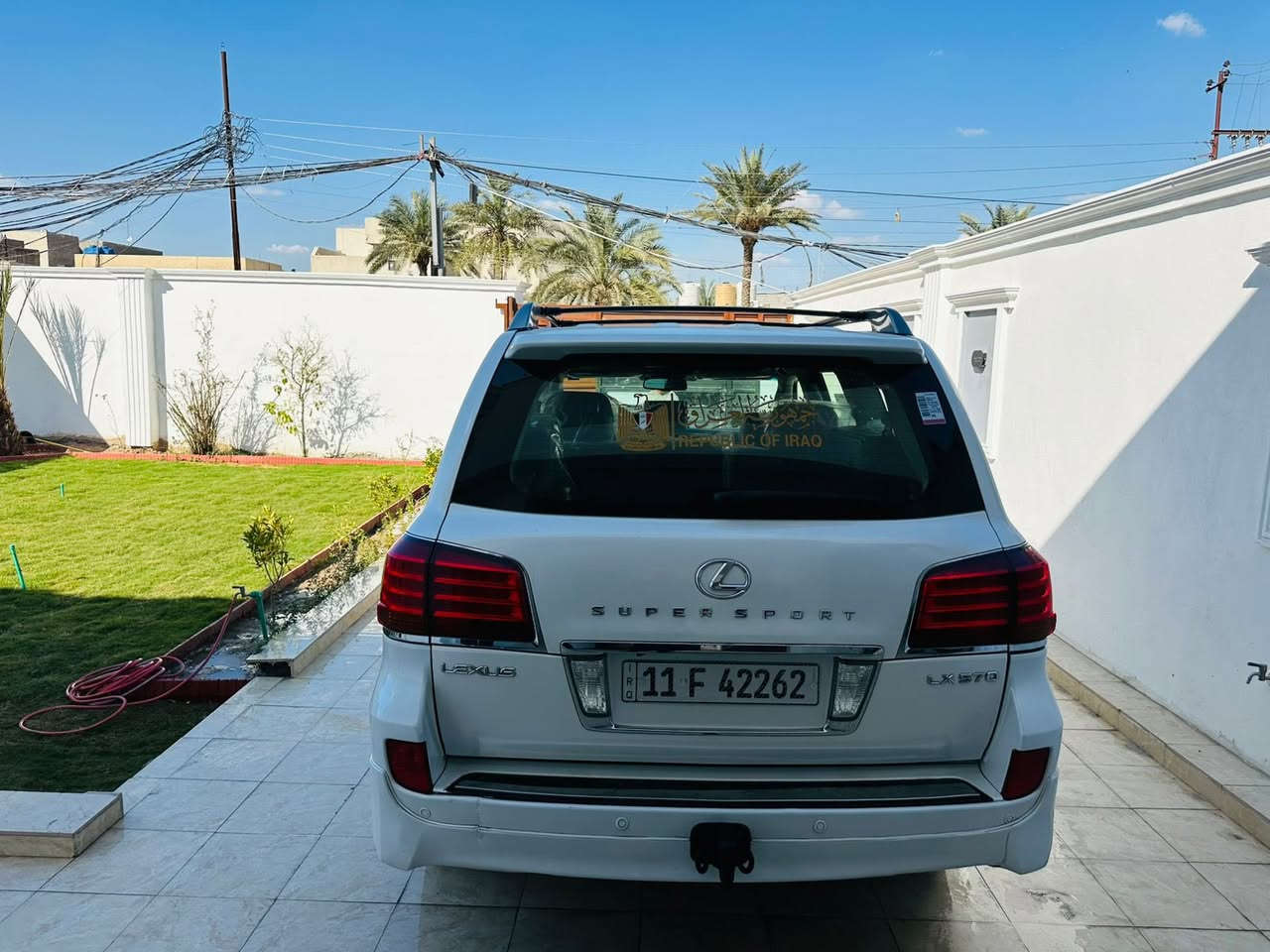 سلام عليكم لكزز البيع موديل 2011
سياره كفاله عامه عده الباب الخلق صدر 
السعر 308 وبها مجال جدن قليل ماكو هيج سعر وكفاله مواصفات وبريم بل خير الصير من نصيبه
صبغ ونص الجاملق الخلفي فقط 
شرط تراي زيرو وضع شركه 
سياره بريم اصل 
معروفه موصفات الكزز 
العنوان بغداد 
***********
