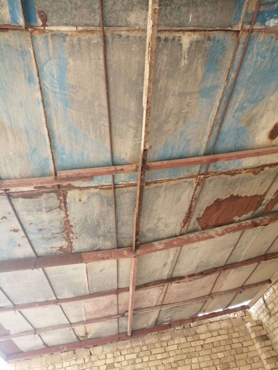 قمارة للبيع طول ٦متر  عرض ٤متر حديد ثقيل


**إذا كنت صاحب هذا الإعلان وتريد حذفه لأي سبب، رجاءا أرسل رسالة إلى الدعم الفني**