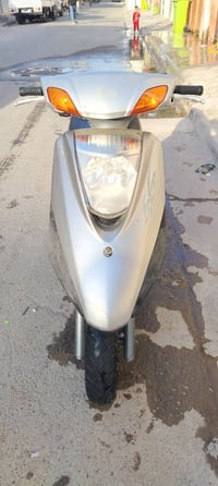 دراجه بريز دراجه جديده مكينه ما مفتوحه السعر 800وبيه مجال مكان الحبيبي...