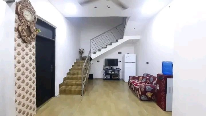 مشتمل للبيع بالخضراء
مساحته 125 مربع
الوجه 8.5 والنزال 15
سند 25 طابو زراعي
للاستفسار الاتصال على الرقم
***********
