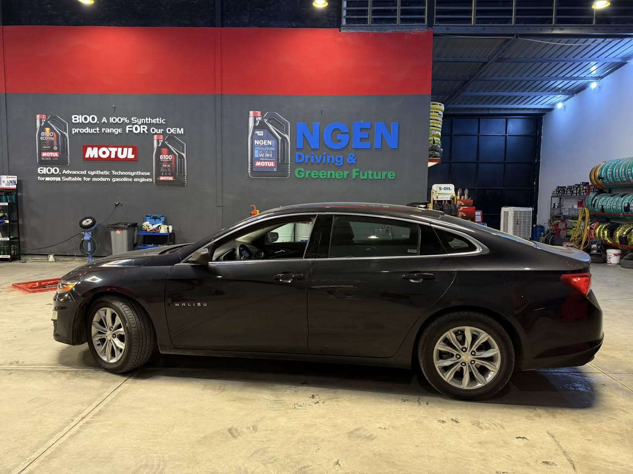 ماليبو نص فول LT موديل 2023 رقم اربيل لون نفطي حادث بسيط صبغ حافة بنيد وجاملغ بدون ايرباك بدون دواخل بيها مكانين بارد زغار ورصعة بل سقف مسحوبة bdr ماتبين شرط بجم كبس تبريد شركة محرك وكير بشرط لا مفتوح ولا بخار حدادية وتخم تاير وباتري وكهربائيات شركة مابيها نقص برغي نظافة درجة اولى تخم تاير واسبير وجك وعدة كاملة وفراش ارضية وصندوك اصليات  هزة وفحص وسنوية جدد لل 2030 السيارة مال بيت حلوة كلش السعر كلش راقي 120 وحك جيتك محسوب السيارة بسامراء للاتصال ***********
