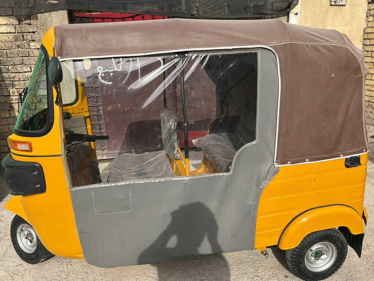 السلام عليكم تكتك 20 شهر 11 رقم وسنوية انكليزي  مكينه كفاله من تنقيص وتبخير جاهزه من كلشي مكان العبيدي حي السفير  سعر 7000 وبيها مجال حك الجيه ***********
