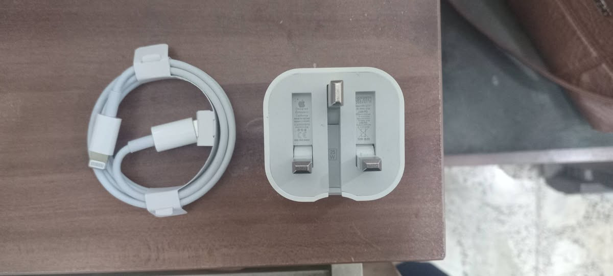 السلام عليكم 
هاي شاحنه ايفون اصليه شرط كيبل كتان و وكاله
اريد ابيعها
سعر ١٥ مع توصيل


**إذا كنت صاحب هذا الإعلان وتريد حذفه لأي سبب، رجاءا أرسل رسالة إلى الدعم الفني**