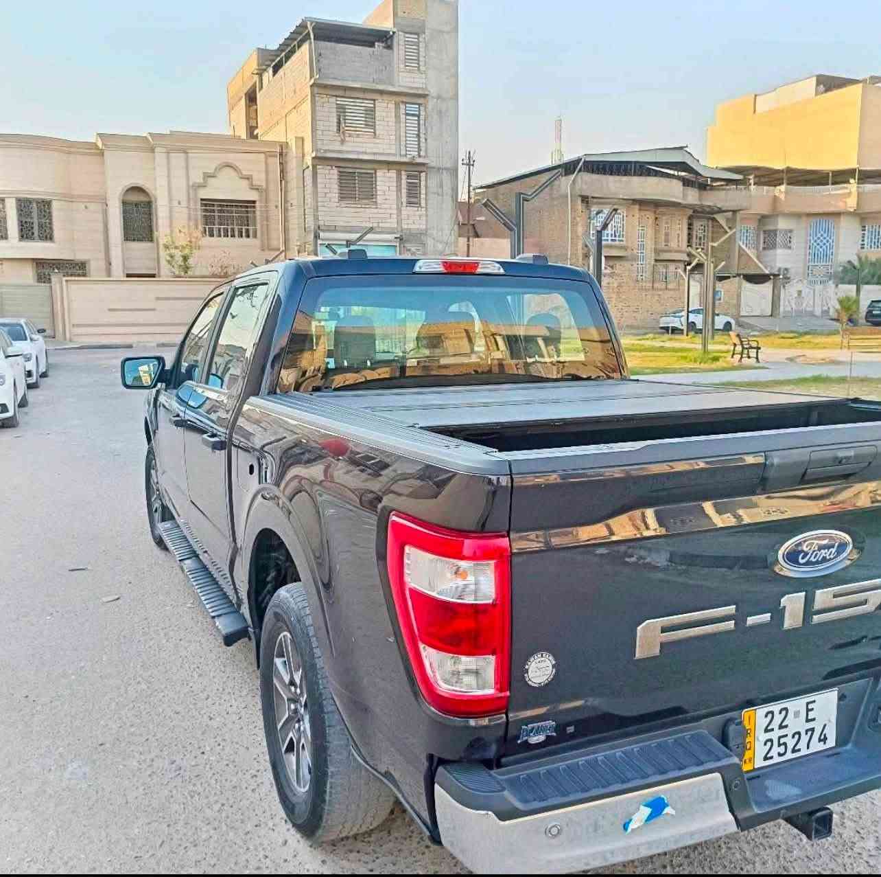 فورد f150 للبيع أو مرواس بسيارة اوباما أو جارجر مديل 2021 محرك 8سلندر مكينه 5700 ماشيه 102 ضررها معروض بلصور سعرها 270 وبيها مجال ***********
