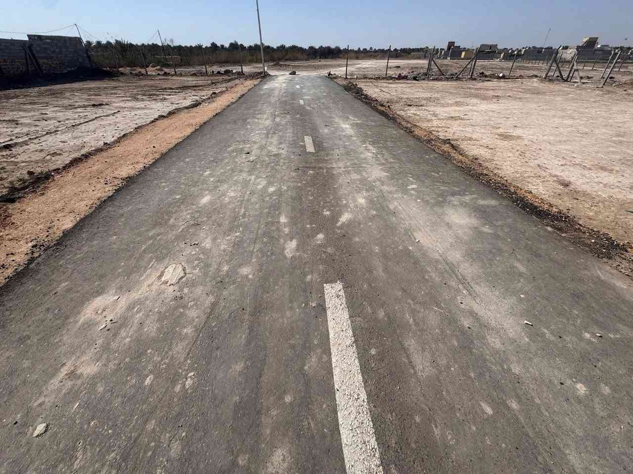 سلام عليكم قطعة للبيع  بسعر مناسب 200 م ركن سند25 مداور ثاني يوم تبليط ماء كهرباء  واجهة 8امتاًر ونزال18 المعاره الصوره قرب حسينه الحسن العسكري للاستفسار ***********
