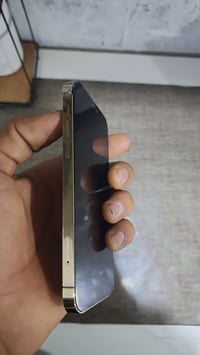 آيفون • كامرة خارجية معطلة • يحتاج شاصي