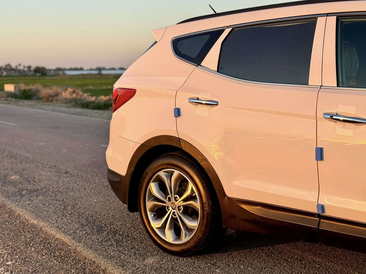 السلام عليكم
هونداي سنتافي
للبيع موديل 2013
خليجي فول مواصفات 1/1
رقم بغداد دولي وهزه وسنويه جديده تحويل مباشر
مكينه 6سلندر خير من الله لاتنقيص ولاتبخير 
كير خير من الله 
حداديه جديده
تخم تاير 
تبريد ثلاث قطع ثلج 
تدفئه شغاله
مواصفات السياره 
بصمة تشغيل وبصمة ابواب
بنوراما 
كشنات جلد 
كشنات كهرباء
كامره دواره
بك لايت لد
لد امامي نهاري
تحكم ستيرن جهتين
لايت زينون اصلي شرط نهار
مانع انزلاق
نظام ECo
فور ويل
حساسات امامي
حساسات خلفيه
مري شفط 
ترحيب عند الاقتراب
ماشيه195000km
السياره مكفوله من الضربه والتبديل فقط تكحيلات
السياره عليها ادامه كامله من منضومه البانزين وهاي الامور
السياره جديده واستخدام شخصي 
المكان واسط
السعر162 وبيها مجال
للاتصال ***********
