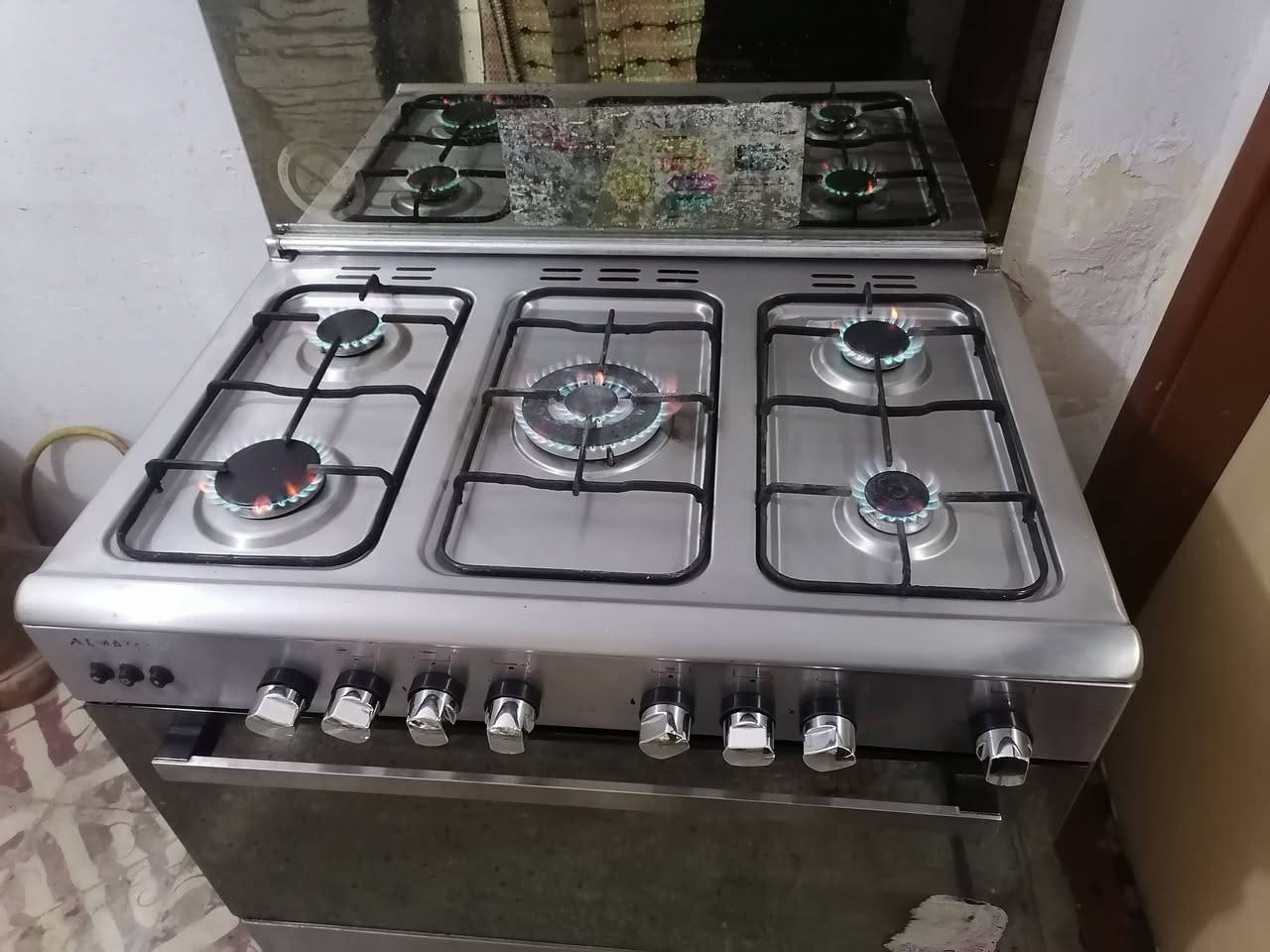 طباخ نوع المتين نضيف جدا ومامصلح وكله شغال
مكاني الحله مركز مدينه.
رقم *********** استفسار اتصال او واتساب
