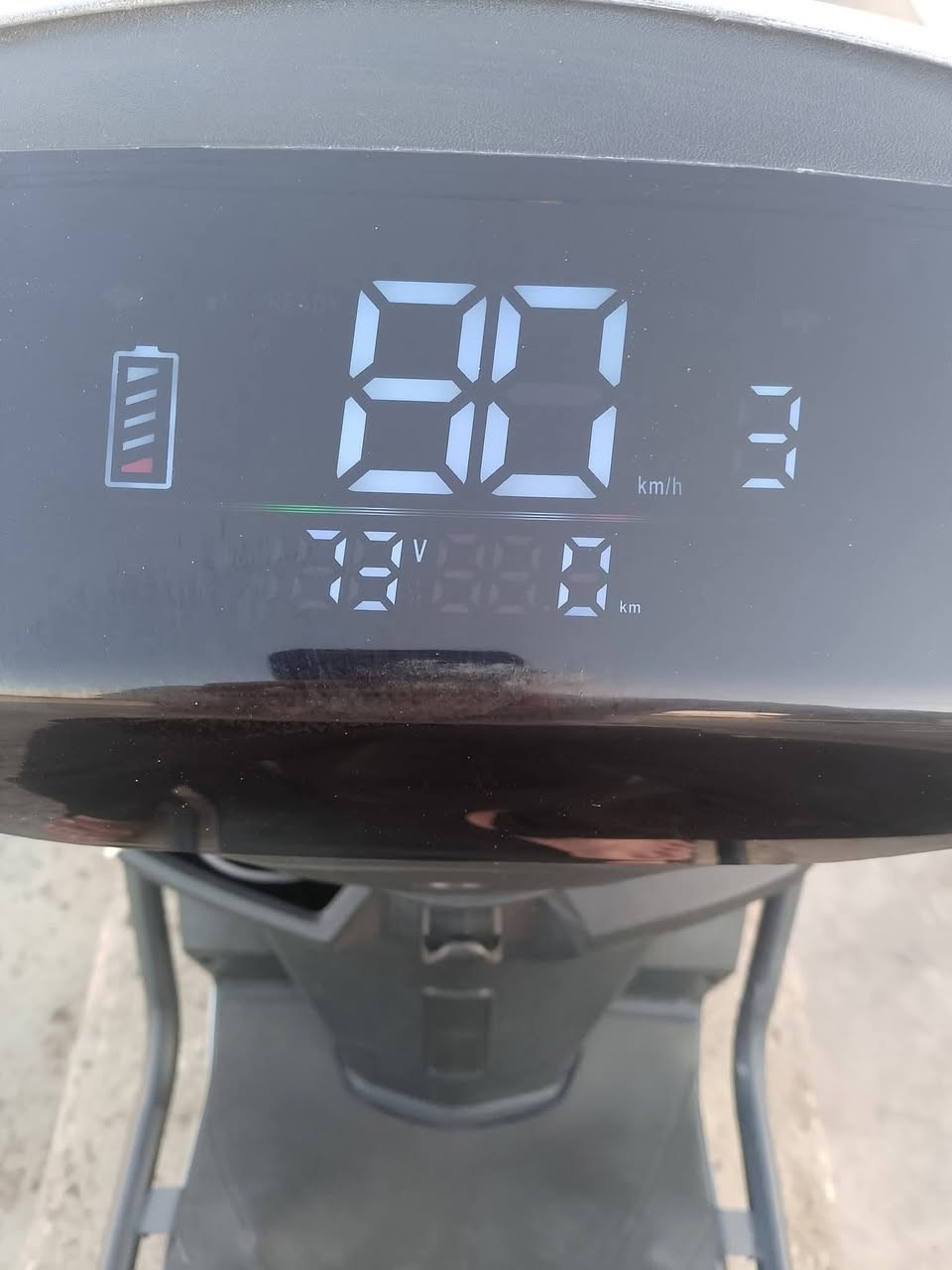 السلام عليكم للبيع دراجه شحن موديل 2025  تصل على الرقم***********
***********
