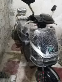 دراجه شحن جديد لبيع السعر 700العنون بغداد الوعفرانيه 07757604413