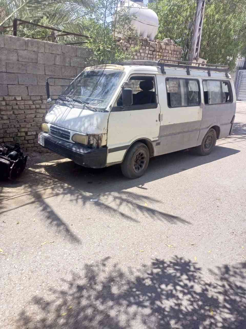 ، سلام عليك كيا بستا للبيع او مراوس موديل 95 محرك مابي شي كير نظيف شواصي نظيفات  سنويه صاقطه ب2023 صاحبهه موجود تريد تحويل تريد وكاله *********** ديالئ بلدروز السعر 27 بي مجال بسيط،
