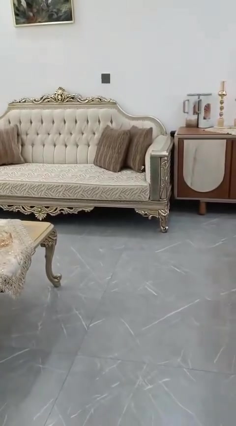سلام عليكم للبيع 
تخم قنفات تركي جديد جداً مامستعمل   10 مقاعد
العنوان كركوك للاستفسار ***********

