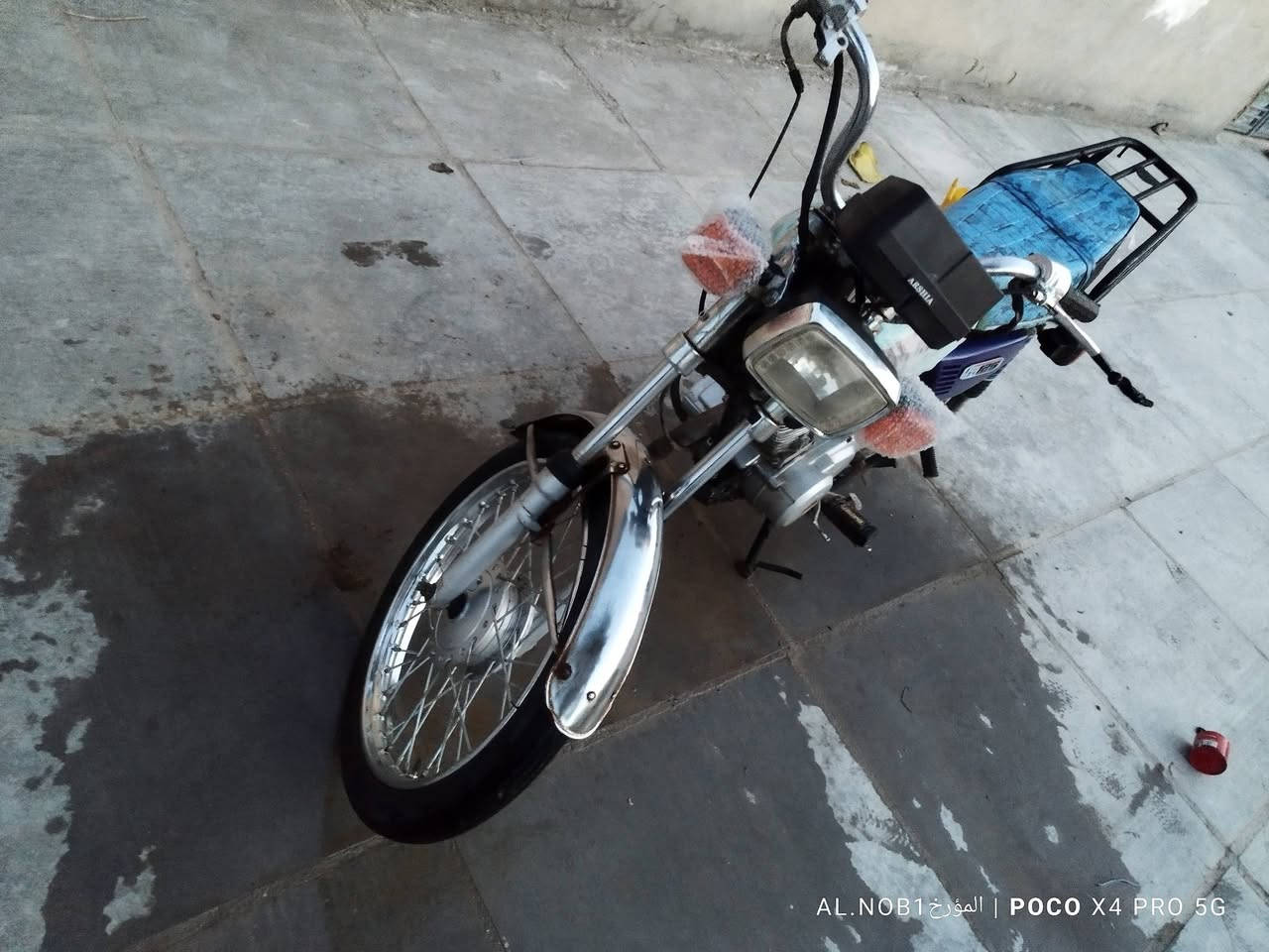 للبيع نامه 
اكفلها سرقه وعشائر
الدراجه كدام عينك نعمه من الله مابيها اي نقص كامله من كلشي 
نص هندر صوتها يخبل 
مكاني الديوانيه قضاء عفك 
***********
السعر ٣٢٥ وبيها مجال حگ الجيه
