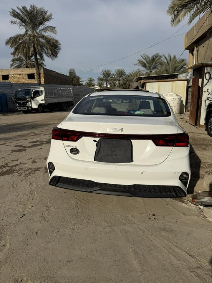 سيراتو 2024 خليجي فول مواصفات مكينة 2000 فتحة تبريد خلفي ويل كب مكفولة رقم بغداد للأستفسار ***********
