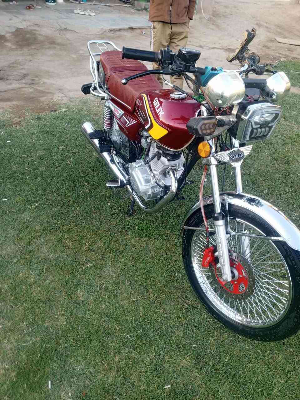 سلام عليكم شباب دراجه 2025 دراجه حلوه نضيفه محرك مكفول اوراق كامله خير من لله سعر 750 وبيهه مجال حك جيه


**إذا كنت صاحب هذا الإعلان وتريد حذفه لأي سبب، رجاءا أرسل رسالة إلى الدعم الفني**