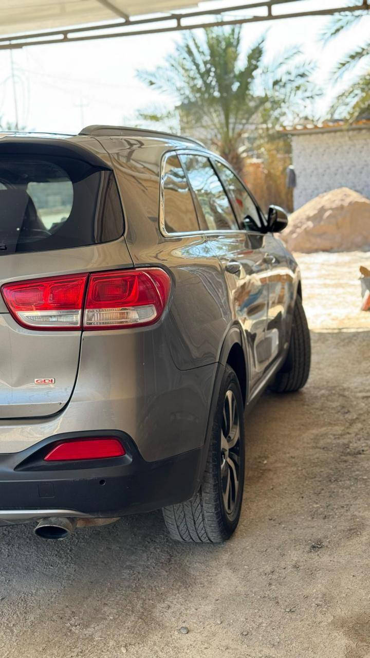 سلام عليكم
سورنتو ٢٠ اصل ١٦
مكينه ٦ سلندر ٧ راكب ٣ قطع تبريد  فول ١ع ١ اعلى فئ
رقم بصره  سنويه ٢٩ تحويل ثاني يوم  سياره جاملغ خلفي بيه صبغ فقط وباقي كفال كير مكينه حداده تخم تاير ع وضع شركه
السعر ١٥٠
العنوان بصره
***********
