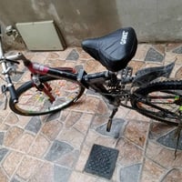 بايسكل للبيع السعر 50  وبي مجال.  07768965450