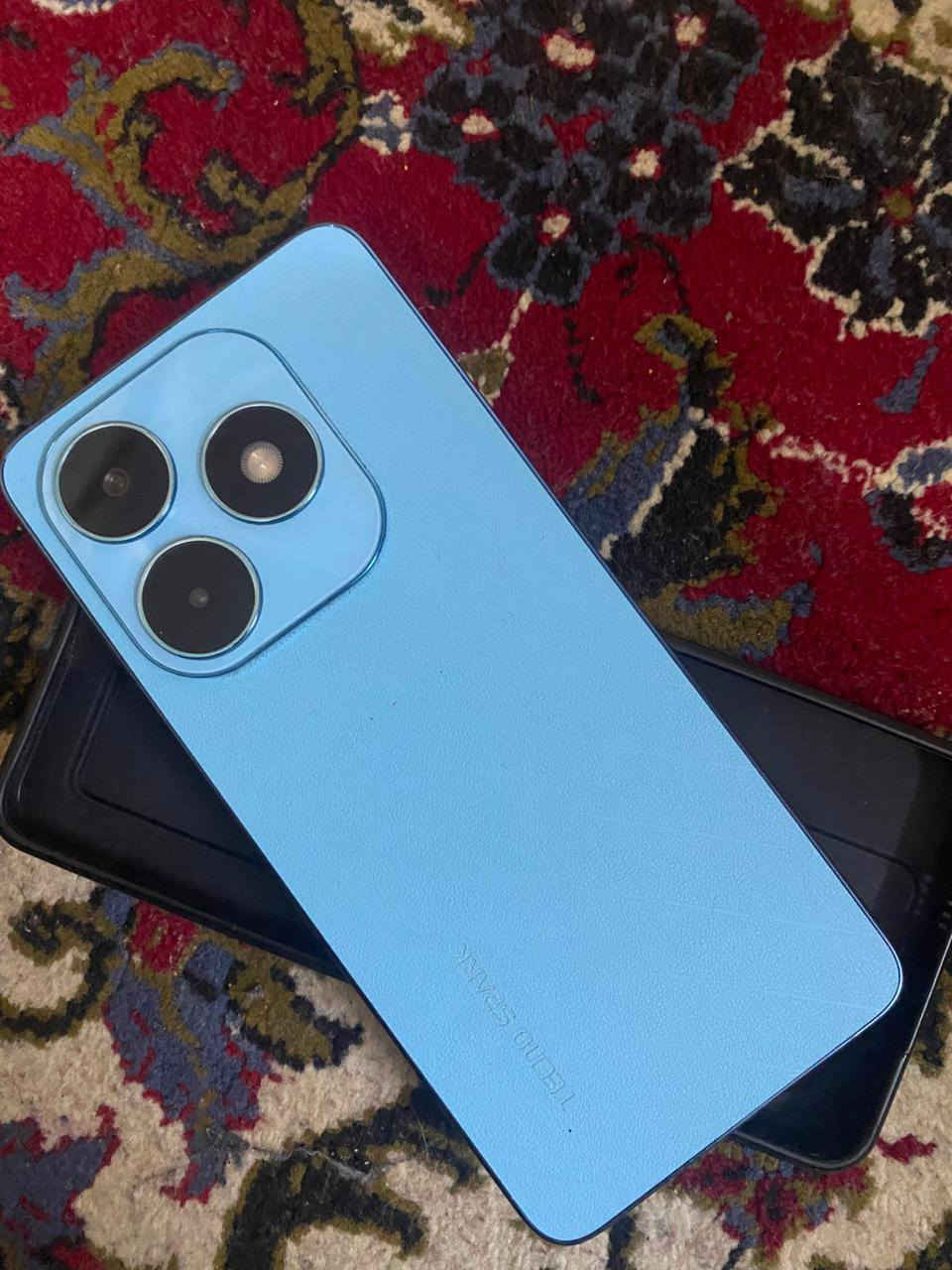 للبيع فقط
تكنو سبارك 20 
الجهاز حيل نضيف الضهر جلد 
الذاكره 256
السعر اتصل عل رقم او خاص 
***********
