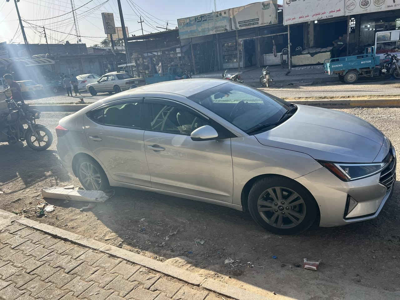 ‏ النترا للبيع موديل 19 أربع قطع بيها السعر 120  ￼وبيها مجال ***********
