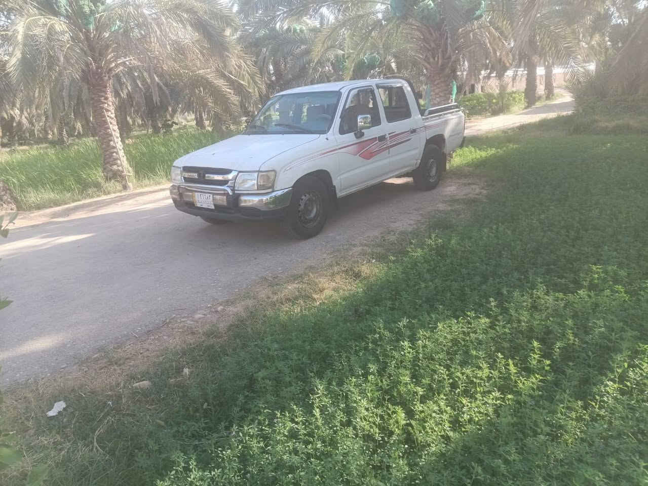 السلام عليكم للبيع بيكم ٩٨ محدث ٢٠٠٣ قطره صبغ مابيها مكفوله كير ومكينه وحداديه تبريد شغال ماعدا يوجد تعديل ع البارد السعر 75 ورقه وبيها مجال رقم واسط سنويه بأسمي نهايه سنه 2029
 الاستفسار أكثر لاتصال ع الرقم *********** و***********

