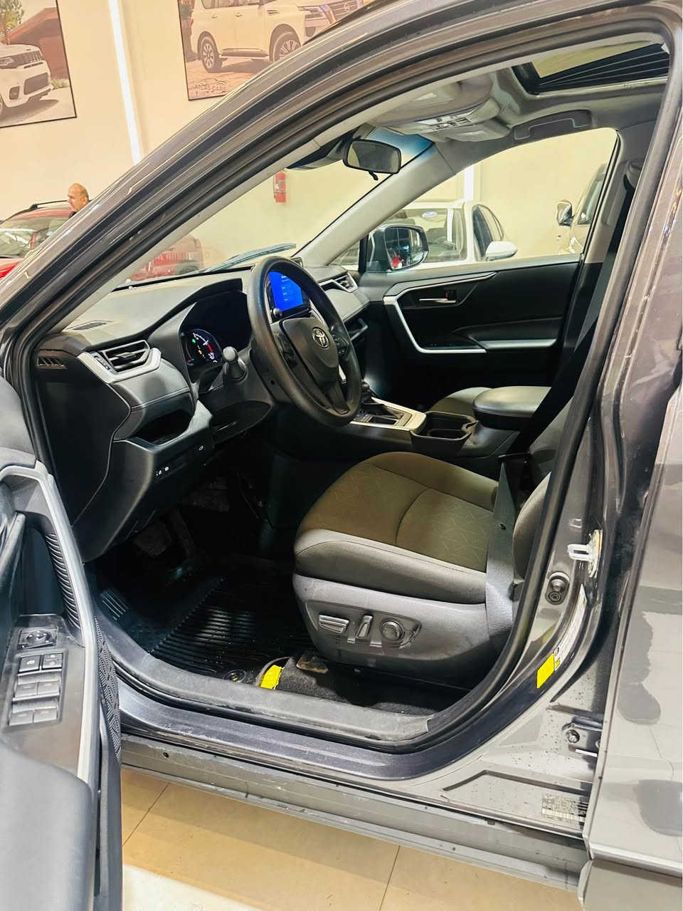 تۆیۆتا ڕافور نه فطي بي سبوغ بي ناوگرتن بي ارباگ 2024 مواصفات XLE  سلايد به سمه سندوق شفت شاشە گەورە گێچ ئەلیکترۆنی بەسمە کوشین کارەبا خەتی جادە برێک بسمە ڕادار پێش ڕادار ئاوێنە ویل کەپ  تەبرید مرکەزی لایت لیدو زینۆ 1هەزار رۆیشتیەسفره له زگه ي pbf بيلادي هیچ ارباگی نەتەقیە  سعري 233 نيهايه رقم كاتي نشكايه  3مانگي لگه له                                                            رقم شانصي 2T3W1RFV1RW343505
رقم تلفون ***********
*********** أربيل, العراق
